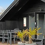 Three-bedroom In Sydals * Sarup